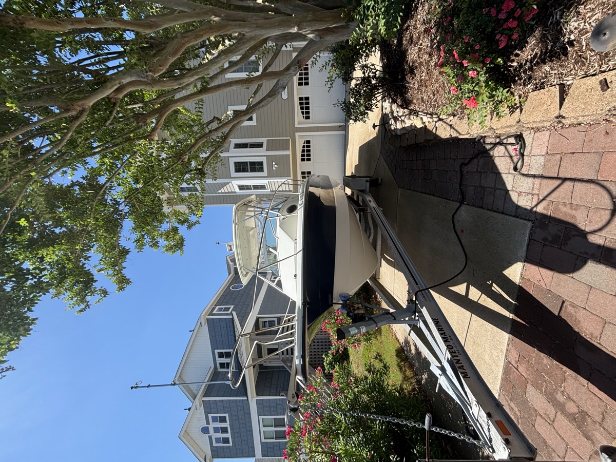 Mobile boat detailing at a customer's home
